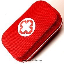 急救包(bāo):國(guó)慶車禍頻發(fà)記(jì)住这(zhè)些急救措施