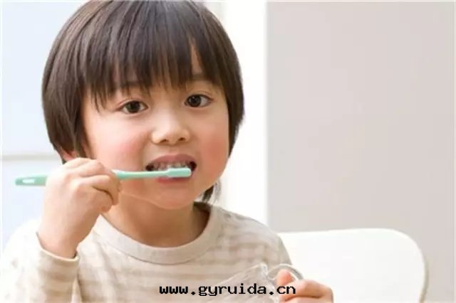 什麼(me)是(shì)手(shǒu)足口病?手(shǒu)足口病得过(guò)一(yī)次(cì)還(huán)会(huì)再得嗎?