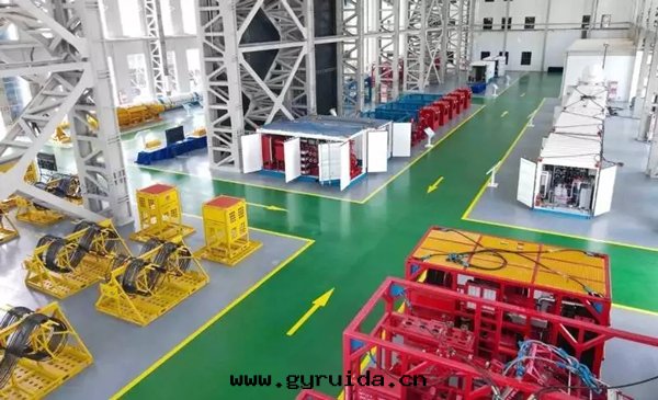 我(wǒ)國(guó)首个(gè)國(guó)家(jiā)級深水(shuǐ)油(yóu)气(qì)應(yìng)急救援基地(dì)正(zhèng)式啟用(yòng)