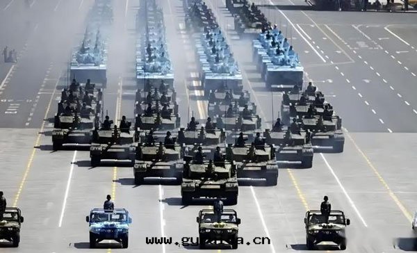 2025年九(jiǔ)三(sān)閱兵震撼来(lái)襲！國(guó)産新(xīn)裝(zhuāng)备驚豔亮(liàng)相！